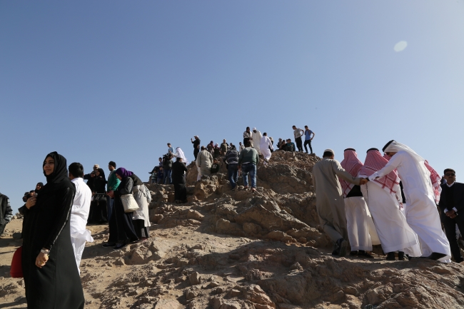 'Uhud Dağı ve Mescid-i Kıbleteyn' dolup taşıyor